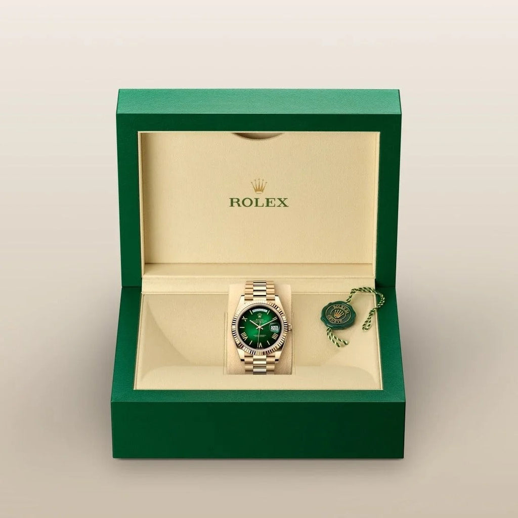 ROLEX DAY DATE (GOLD – GREEN)