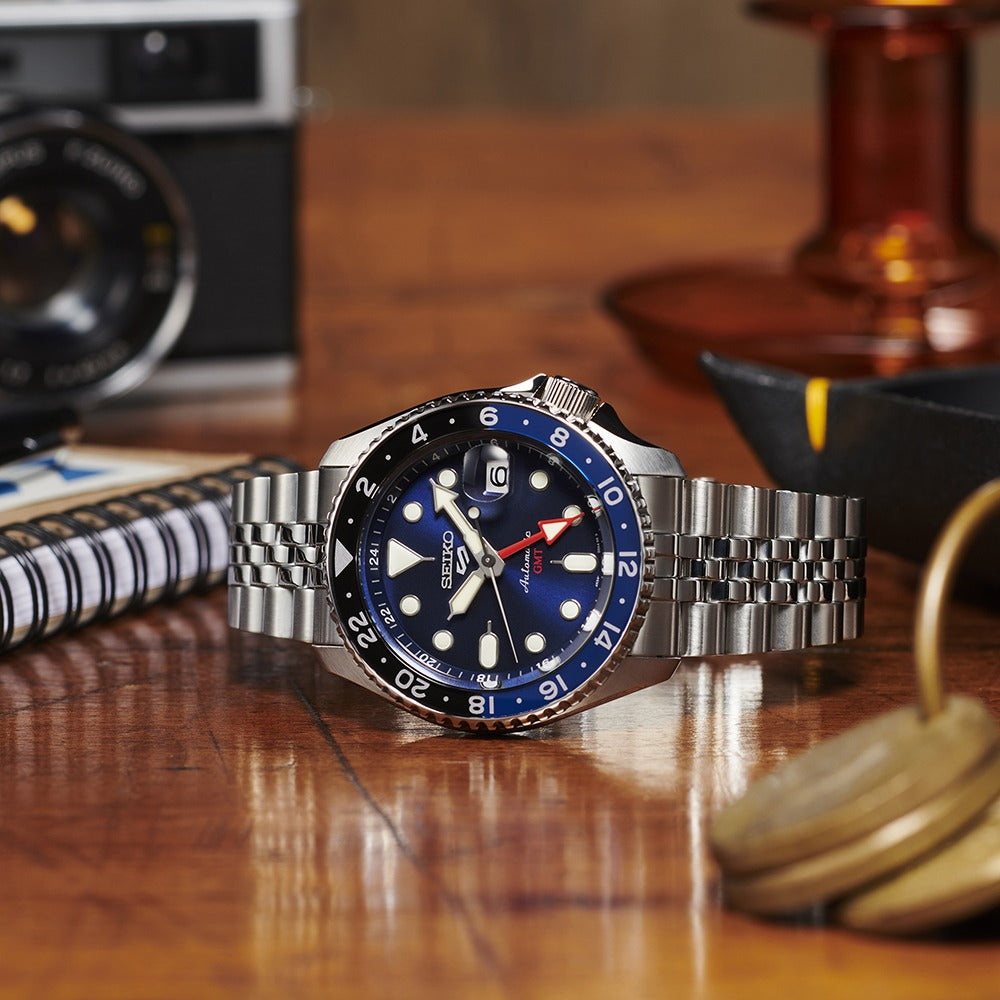 Seiko Men's Mikan 5 Sports Analog Watch (Blue, GMT)