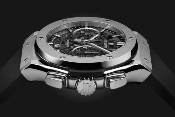 HUBLOT CLASSIC FUSION AEROFUSION TITANIUM - Image 3
