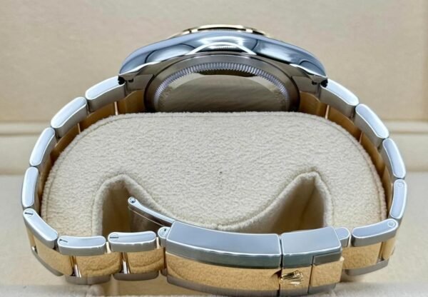 Rolex Cosmograph Daytona 40 Reference  White Dial - Image 15