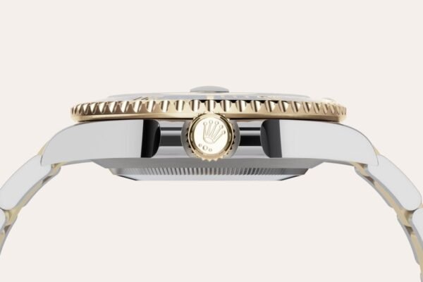 Rolex Submariner Date Oyster, 41 mm, Oystersteel and yellow gold (GOLD- SILVER- BLUE) - Image 6