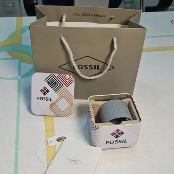 FOSSIL 1ST JAPAN  PRIMIUM QUILTY WATCH - Image 2